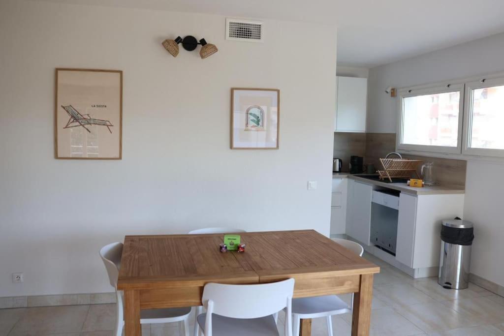 Suberbe Appartement Climatise Avec Terrasse Saint-Raphaël Kültér fotó